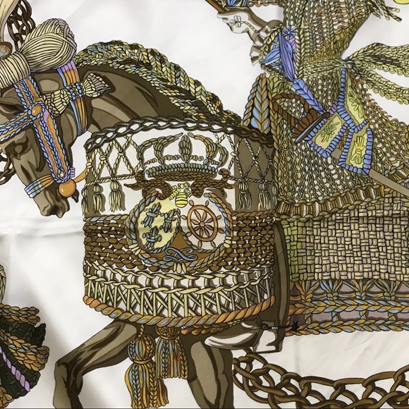 *SOLD* *RARE* Hermes Silk Scarf “Le Timbalier” - Picture 4 of 8